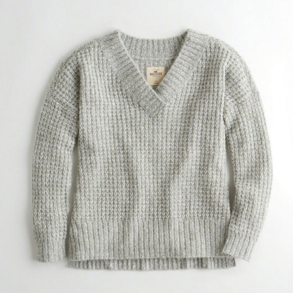 ⚠️LAST ONE⚠️NWT HOLLISTER OVERSIZED COZY SWEATER - Picture 5 of 6